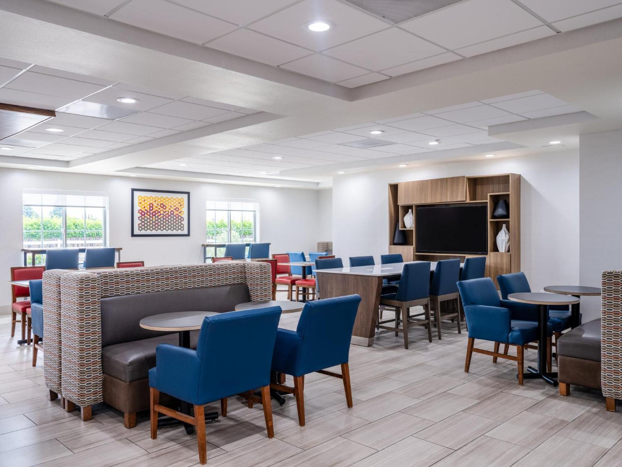 Holiday Inn Express Lodi By Ihg Ngoại thất bức ảnh