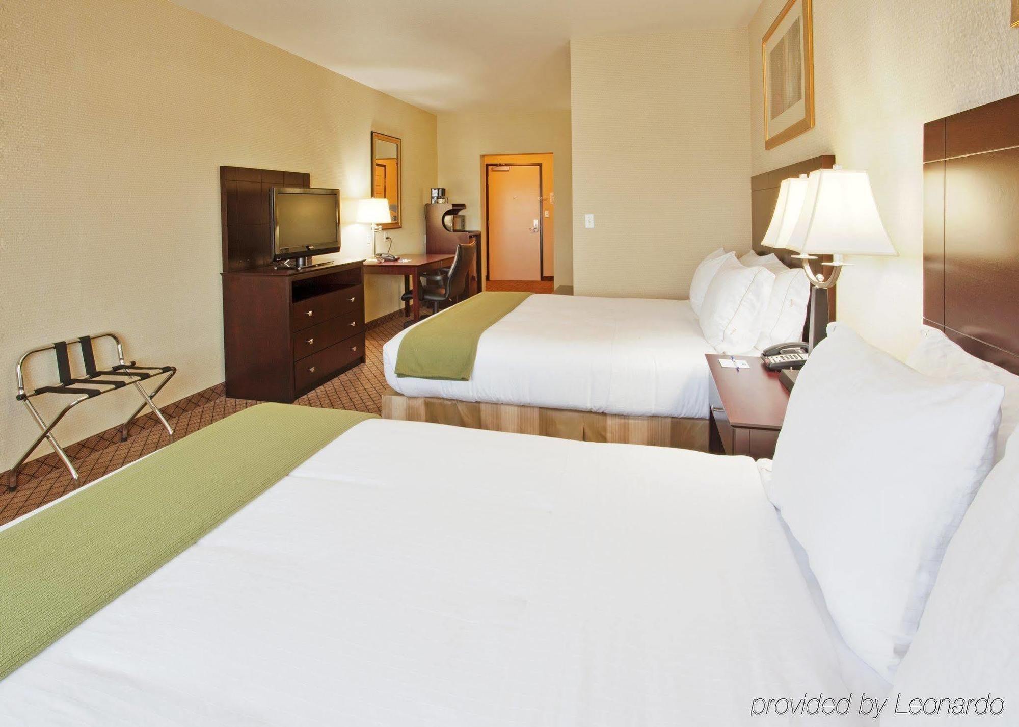 Holiday Inn Express Lodi By Ihg Phòng bức ảnh